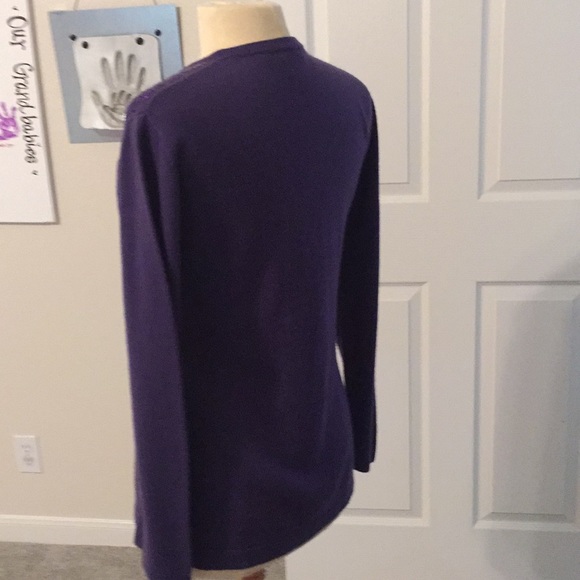 Sweater - Picture 2 of 3